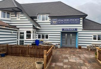 Poachers Pocket Seaview has Balcony rooms