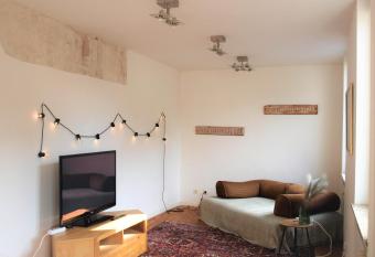 K  nstlercharme! Mit SmartTV und Kaffeevollautomat has Balcony rooms