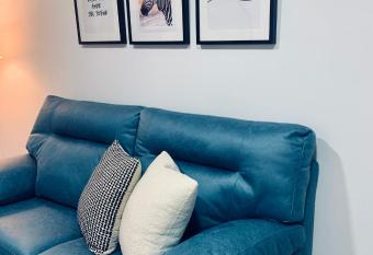 Bodegas de Felicidad has Balcony rooms