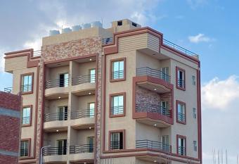 Mando the golden house allows 18 year olds to book a room