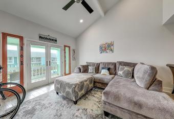 Mermaid Place has Balcony rooms