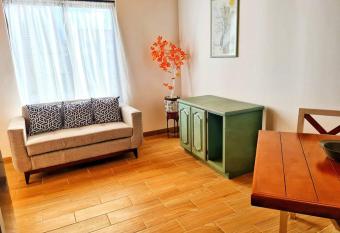 Loft de Mar  a allows 18 year olds to book a room