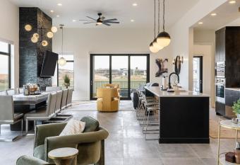 Modern Luxury Retreat at Copper Rock Golf Course has rooms with a private hot tub