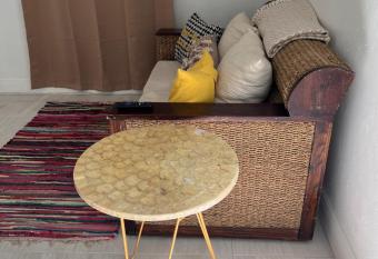 Paradise Stay Downtown Cozy Suite allows 18 year olds to book a room