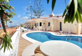 House Carla Private Pool Heated has Balcony rooms