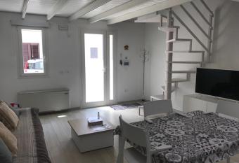 Pipa House allows 18 year olds to book a room