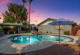 The Desert Drift Away has Balcony rooms