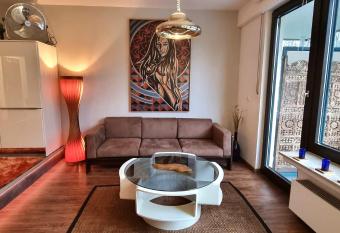  allows 18 year olds to book a room