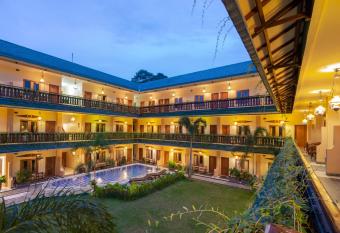 Diana Hotel Jogja has Balcony rooms