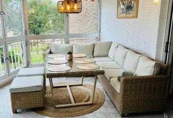 Sinforosa Park Apartments allows 18 year olds to book a room