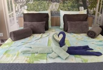 Velvita Central has Balcony rooms