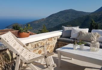 Three Skylights has Balcony rooms