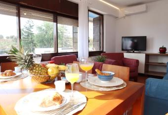 Sun & Beach Alvor allows 18 year olds to book a room