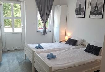 Studio Apartman Brleti   has Balcony rooms