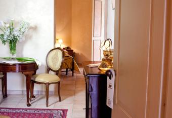 Hotel Villa Torre Antica has Balcony rooms