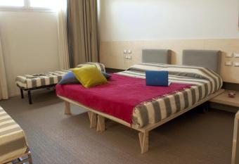 Terme Beach Resort has rooms with a private hot tub