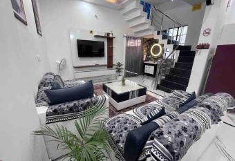 The Bennett has Balcony rooms