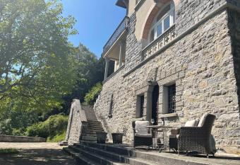 Casa Serena - Bellagio has Balcony rooms