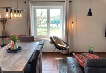 De Burkelhoeve app.A has Balcony rooms