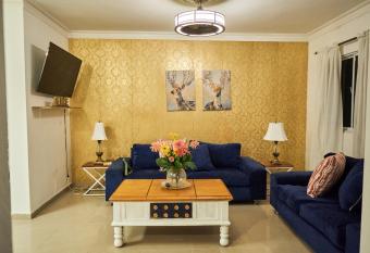 apartamento luxuri allows 18 year olds to book a room