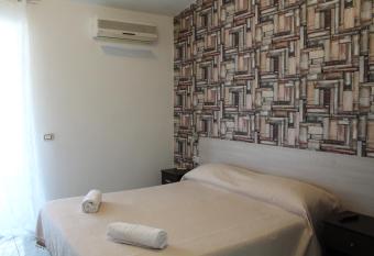 VesuView Guest House near the Ruins has Balcony rooms