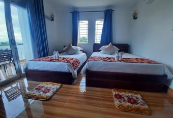 Realkhom Villa has Balcony rooms