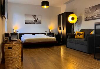 Blue View Studio has Balcony rooms