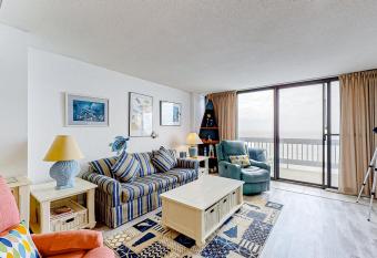 Century I 1912 has Balcony rooms