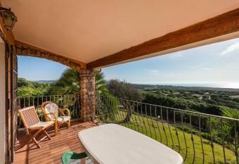 Villa Camilla has Balcony rooms