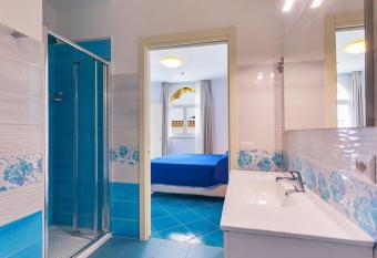 Holiday Luigi e Rachele has Balcony rooms