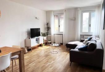 San Martino Apartment - Moniga del Garda has Balcony rooms