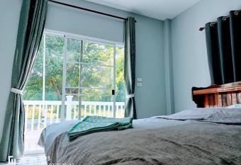                                                   allows 18 year olds to book a room