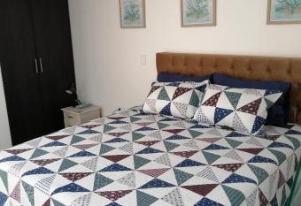 Hostal Raatid Manchy allows 18 year olds to book a room