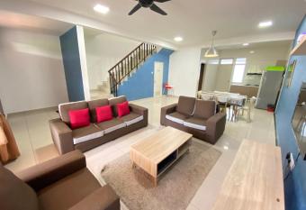 Garden View FreeWifi 60P10 Penawar Desaru Homestay has Balcony rooms