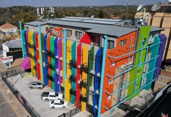 Next To Apartment Hotel has Balcony rooms