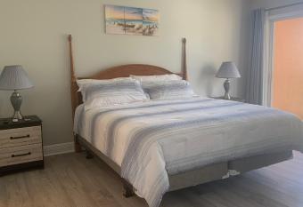 Cheerful 3 bedroom Townhome in Reunion Florida has Balcony rooms