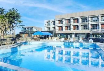 Dammora Resort has Balcony rooms