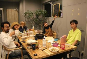 Hostel STAND BY ME allows 18 year olds to book a room