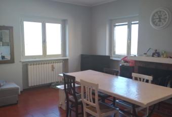 Appartamento luminosissimo con vista panoramica has Balcony rooms