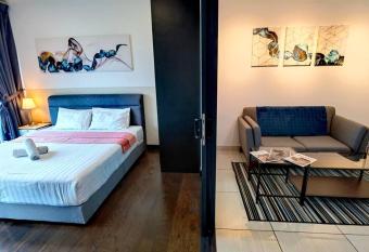 2713 Almas Muji Studio100mbps!Netflix By STAY allows 18 year olds to book a room