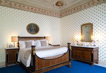 Villa Abbondanzi Resort has Balcony rooms