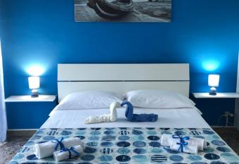 Blue Dream has Balcony rooms