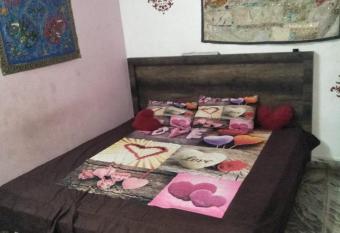 The Sana hostel has Smoking rooms