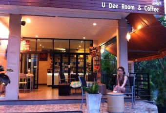 U Dee Room and Coffee has Balcony rooms
