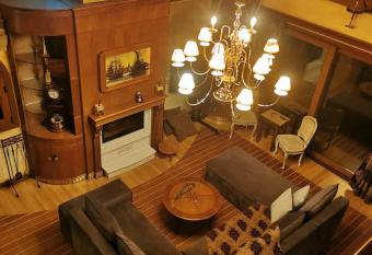 Boat house allows 18 year olds to book a room