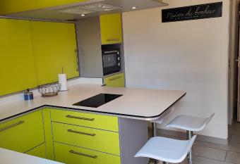 Appartement Boutx has Balcony rooms