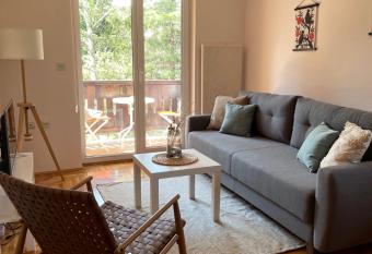 Apartman Borje has Balcony rooms