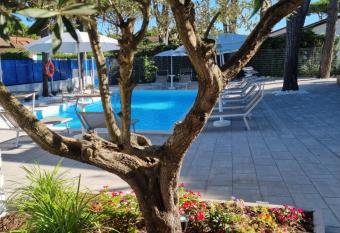 Blue Inn Residence e B&B has Balcony rooms