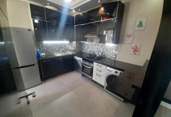 el Mansouria has Balcony rooms