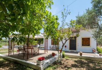 Nagia s House,                                                                 ! allows 18 year olds to book a room